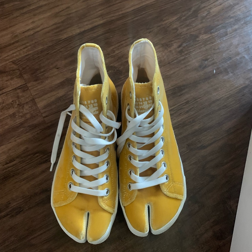 Maison Margiela Yellow Tabi Hi Sneaker
